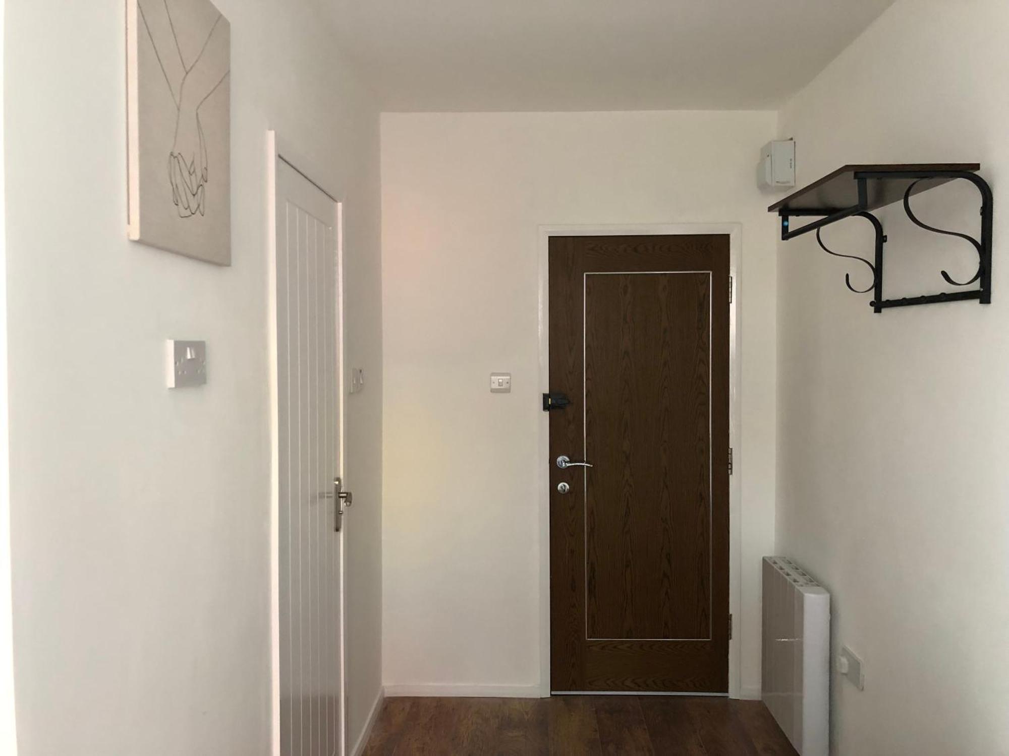 Apartment In Town, Short 3,