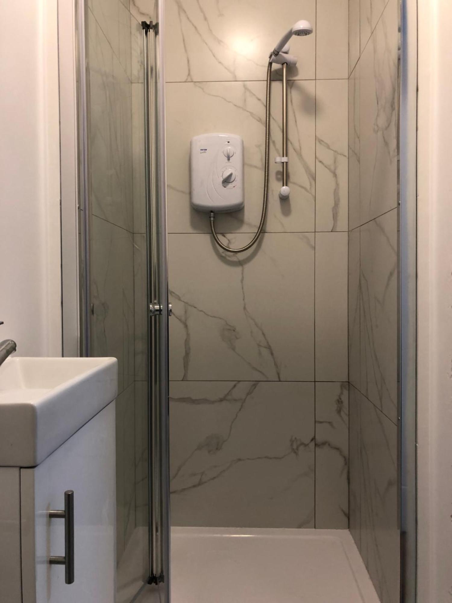 In Town, Short 3, Apartment